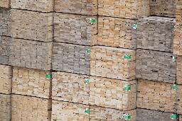 U.S. plans to raise tariffs against Canadian softwood lumber producers