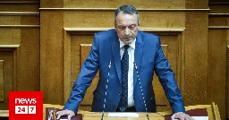 Σπαρτιάτες: Ο Στίγκας διέγραψε τρεις βουλευτές