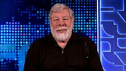 Apple co-founder calls out ‘hypocrisy’ of politicians calling for TikTok ban | CNN Business