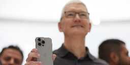 Apple's new iPhone 15 is an underwhelming 'slap in the face,' say disappointed fans