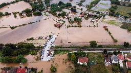 «Πνίγηκε» ο μεγαλύτερος τροφοδότης της χώρας - Χάθηκε στις λάσπες το 5% του ΑΕΠ