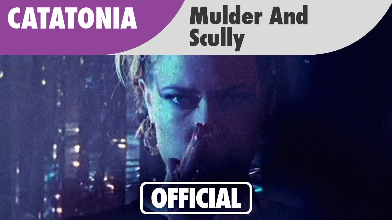 Catatonia - Mulder And Scully (Official Music Video)