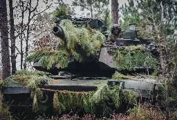 A lighter, high-tech Abrams tank is taking shape