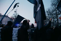 Отчет с демонстрации 24 февраля в Варшаве - Прамень