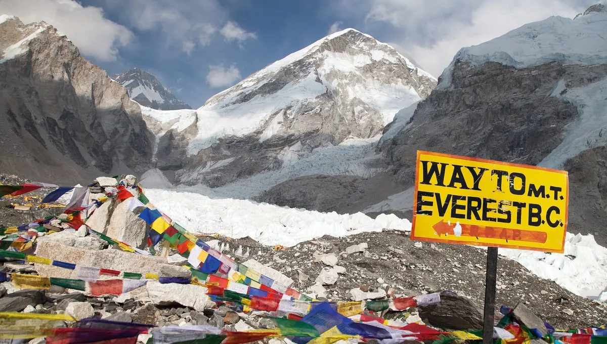 Everest Climbers To Bring Poop Down With Them As Mountain Starts To Stink