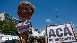 Argentina: Tens of thousands march against Javier Milei's cuts