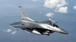 8 Ukrainian pilots ready to train on F-16s