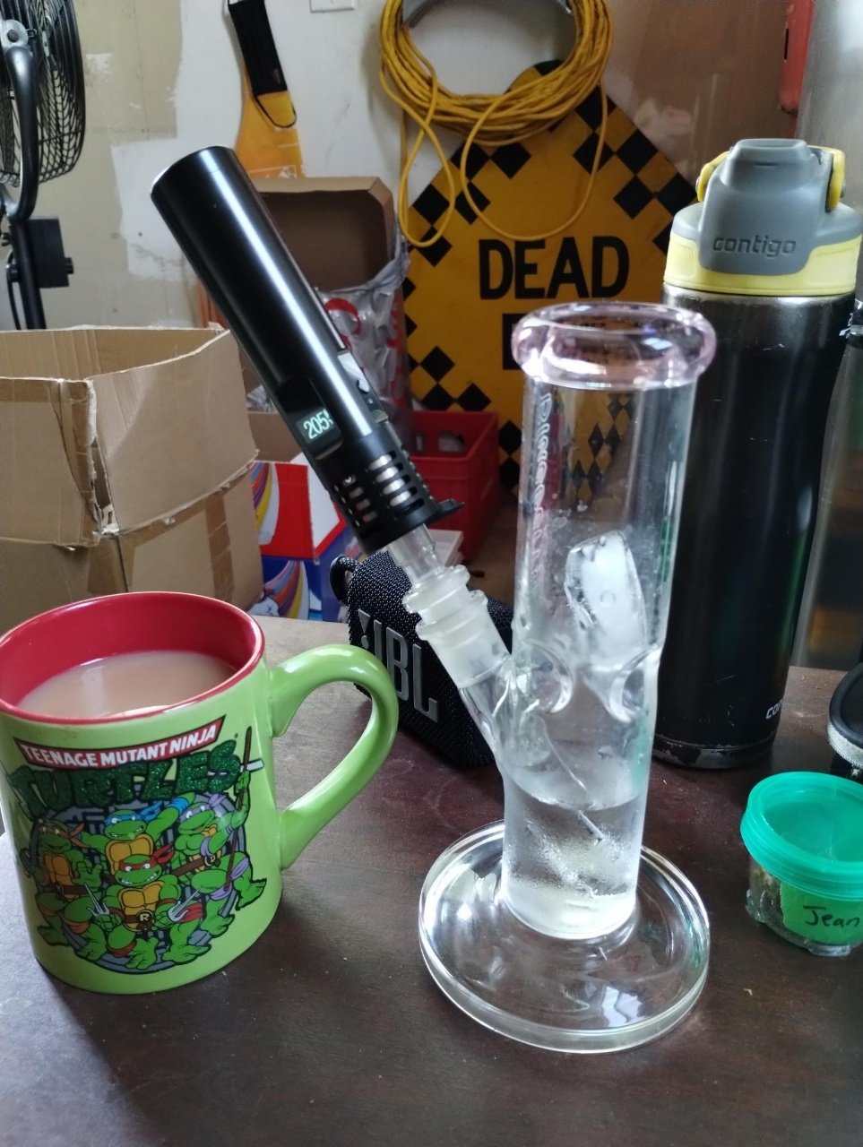 Arizer Air max in chill bong with ice.