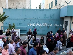 Israeli strikes kill UN staff, more than 70 of his extended family in Gaza