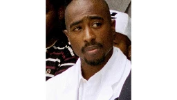 Witness to the 1996 drive-by shooting of Tupac Shakur indicted on murder charge in rapper's death