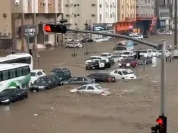 Heavy rains flood Mecca as thunderstorms hit holy city and surrounding regions