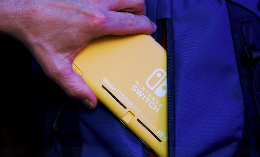 Leaker shares mounting Nintendo Switch Mini or Switch Pocket evidence, offers up release date and price predictions