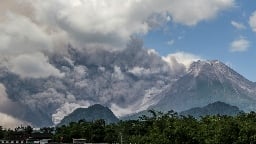 Indonesia's Mount Merapi unleashes lava as other volcanoes flare up, forcing thousands to evacuate