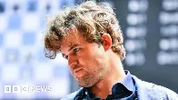 Magnus Carlsen: Chess champion quits FIDE tournament after being told to change jeans