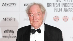 Michael Gambon, Dumbledore in ‘Harry Potter’ Franchise, Dies at 82