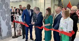 UAMS Radiation Oncology Center opens