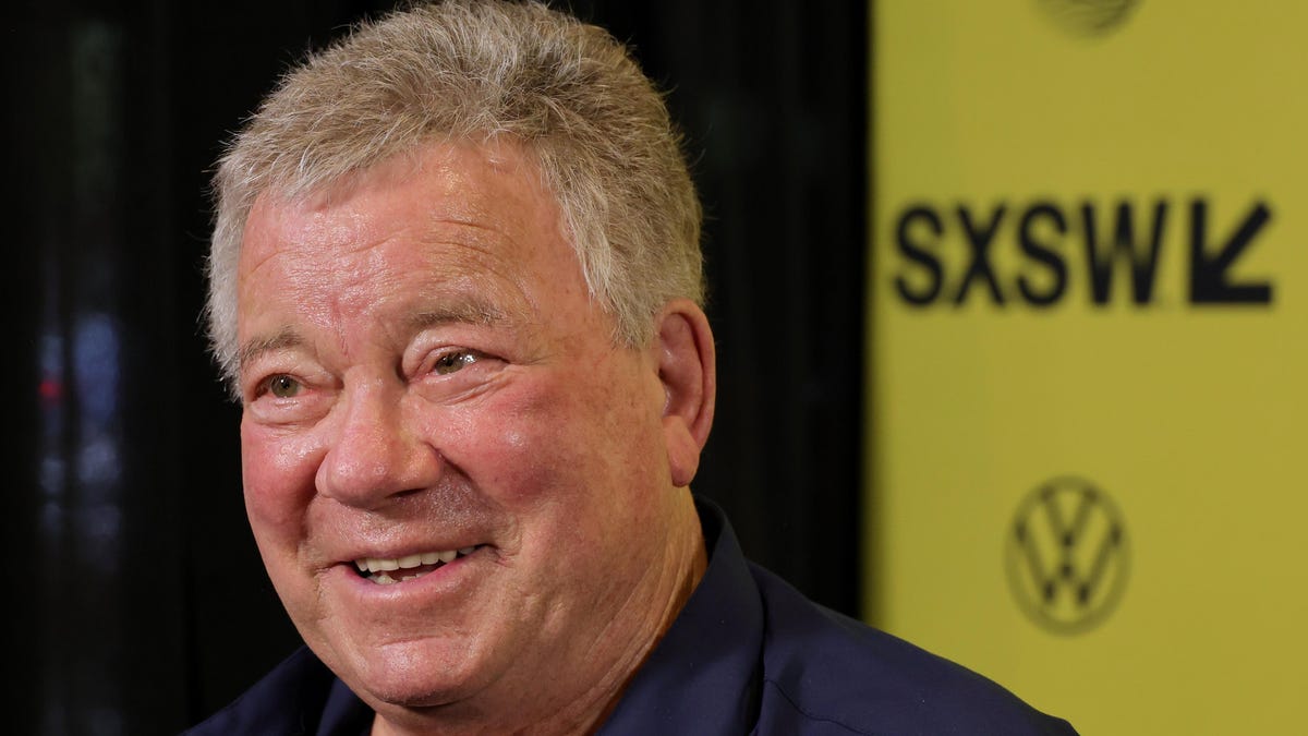 William Shatner quiere participar en la espeluznante tendencia del envejecimiento para volver a Star Trek