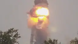Massive explosion rocks SpaceX Texas facility, Starship engine in flames