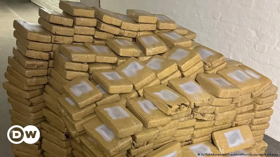 Germany: Record cocaine haul worth billions of euros seized – DW – 06/14/2024