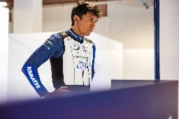 Albon non-committal on remaining with Williams F1 long-term
