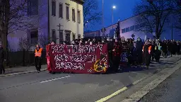 Demonstration gegen Auftritt von Martin Sellner in Chemnitz | MDR.DE