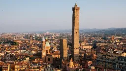 Italy races to stop leaning tower from collapsing | CNN