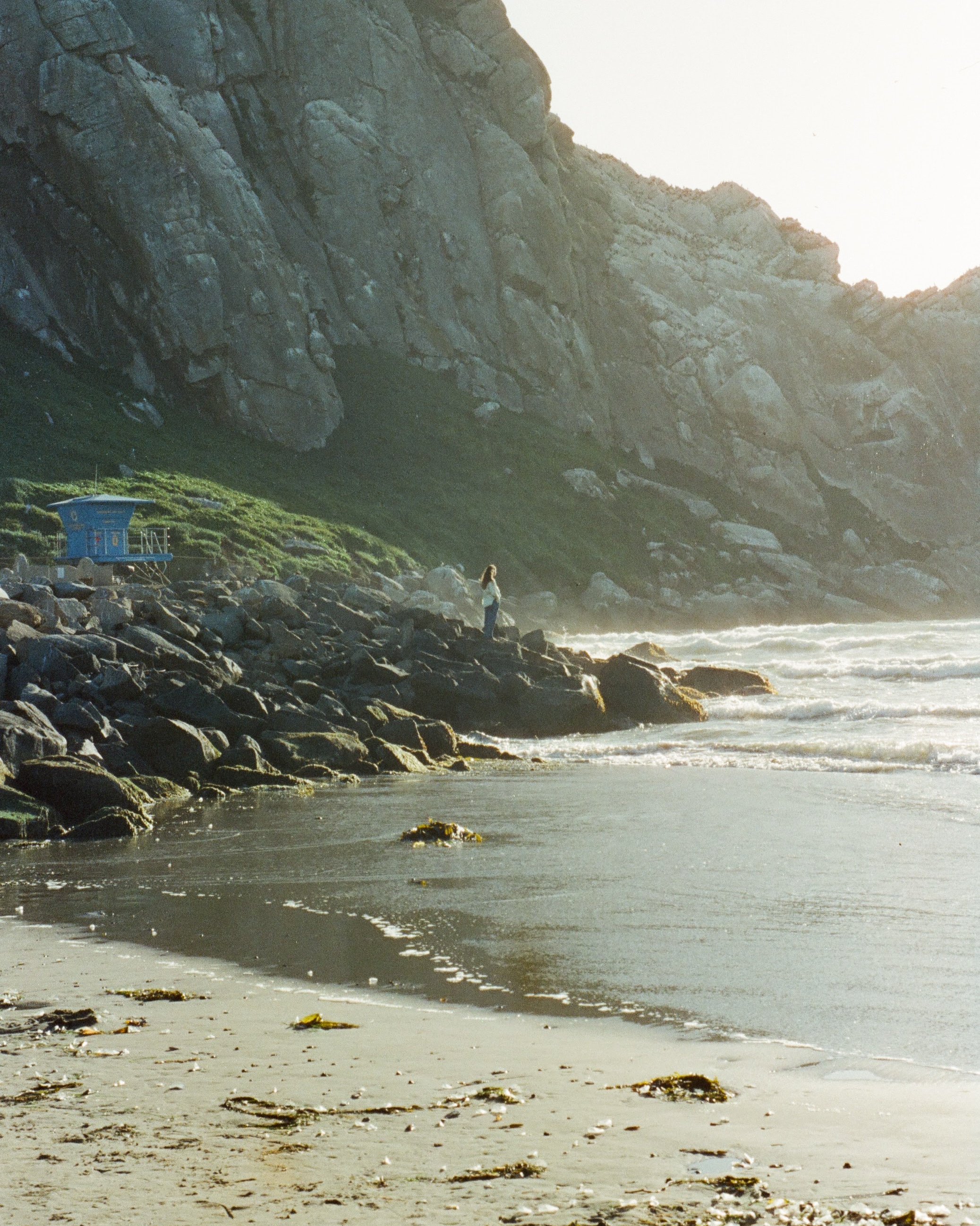 Morro Bay, Nikon F4 - 60mm 2.8 - Reflxlab 800t