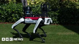 On patrol at Mar-a-Lago, robotic dogs have their moment