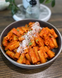 [Homemade] Marcella Hazan Tomato Sauce and Pasta