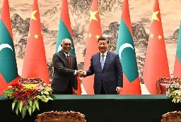 Maldives supports all efforts made by China to achieve national reunification