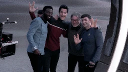 Jonathan Frakes Looks Back at His ‘Star Trek’ TV Directing Career, From ‘Next Generation’ to the ‘Strange New Worlds’-‘Lower Decks’ Crossover