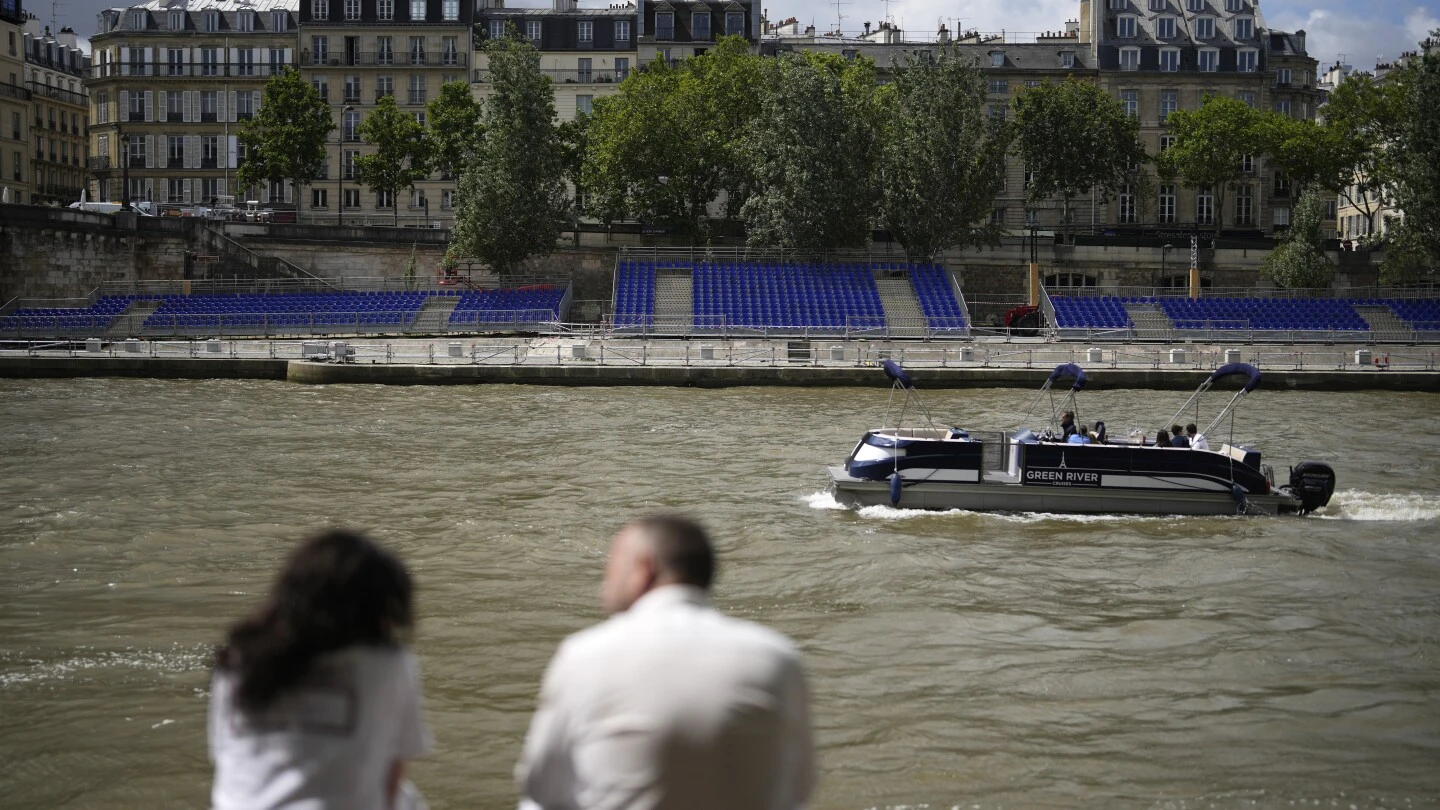 Paris Olympics organizers unveil backup plans for triathlon and marathon swimming in Seine