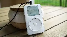 I used an original iPod in 2024, and it was pretty fun