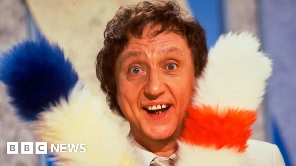 Liverpool to get £15m Sir Ken Dodd Happiness Centre