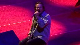 PEARL JAM - Black (Live) Xcel Energy Center - Saint Paul, Minnesota 31 August 2023 First Night