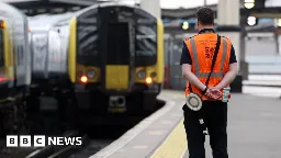 Train drivers accept pay deal bringing end to strikes in England