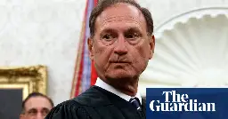 Leading Democrats demand Alito face investigation after second report of far right-linked flag