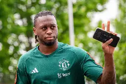 West Ham to sign Wan-Bissaka from Manchester United