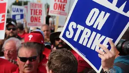 Looming auto workers strike could cost $5 billion in just 10 days, new analysis says